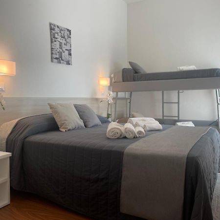 Hotel Augustus Milano Marittima Buitenkant foto