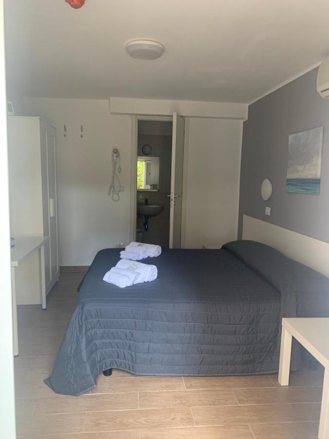 Hotel Augustus Milano Marittima Buitenkant foto