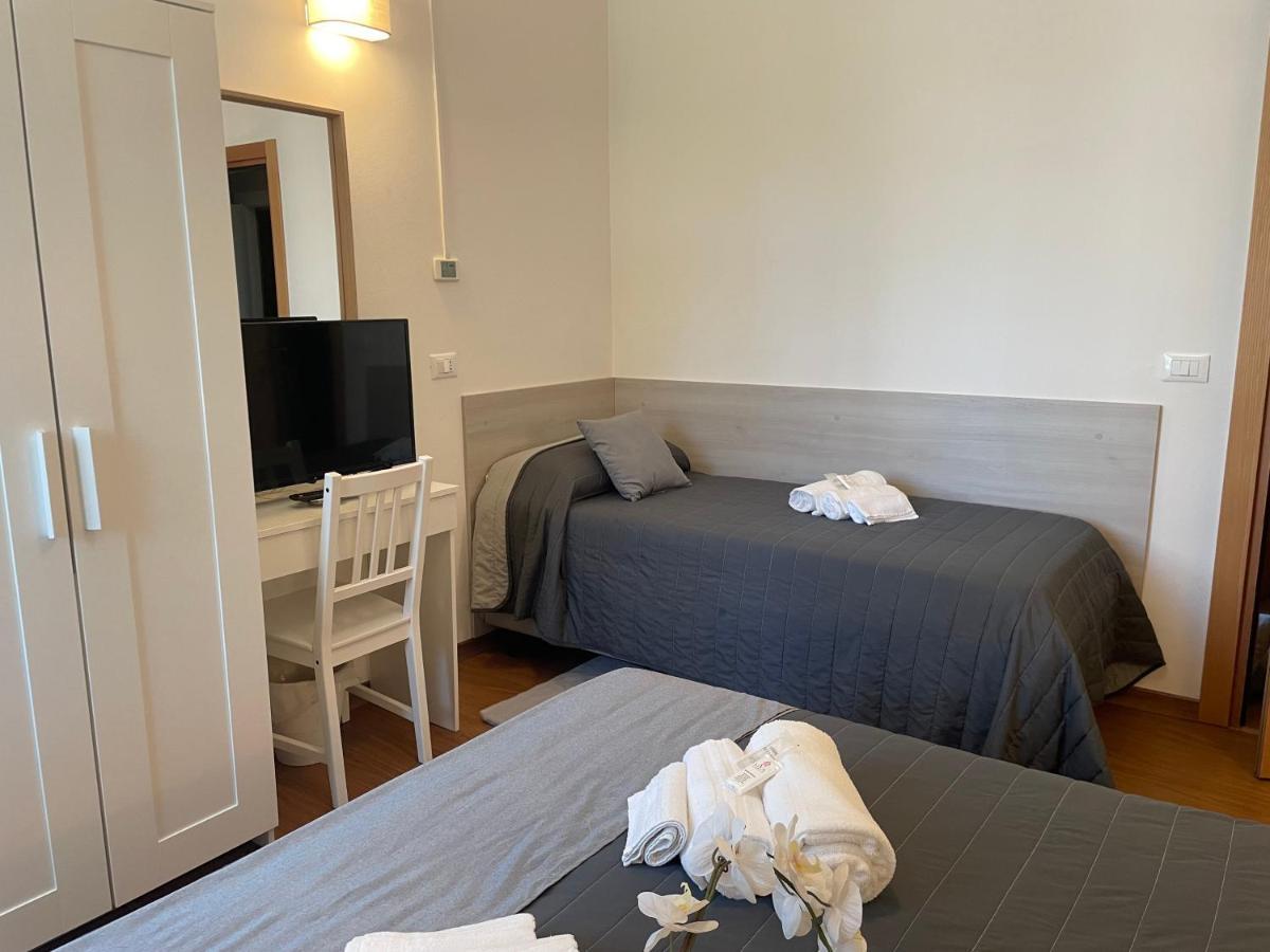 Hotel Augustus Milano Marittima Buitenkant foto
