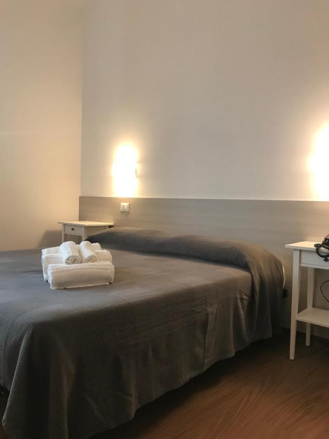 Hotel Augustus Milano Marittima Buitenkant foto