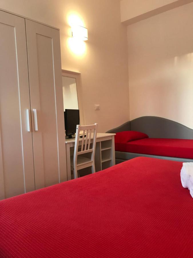 Hotel Augustus Milano Marittima Buitenkant foto